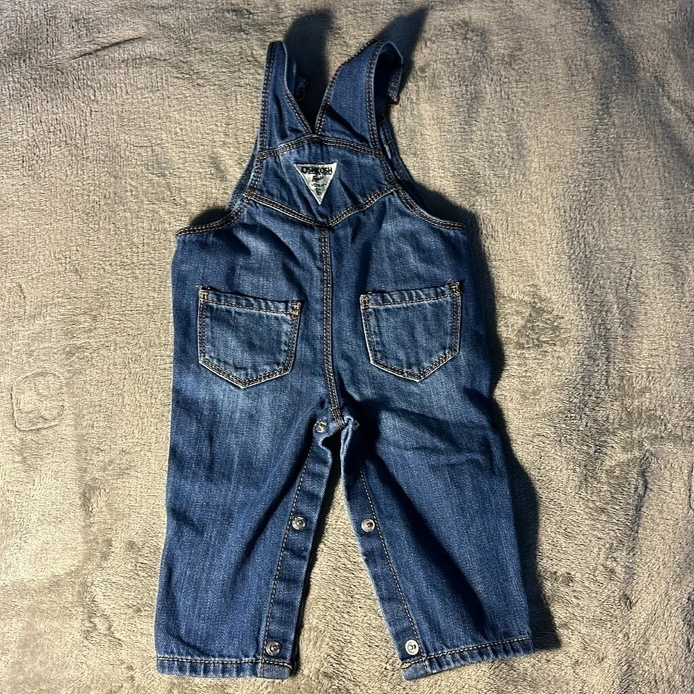 Like New Oshkosh bgosh Overalls 3-6m heart and rainbow patch